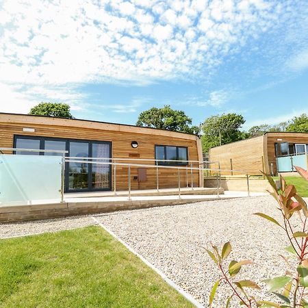 Amarone Villa Ryde  Exterior photo